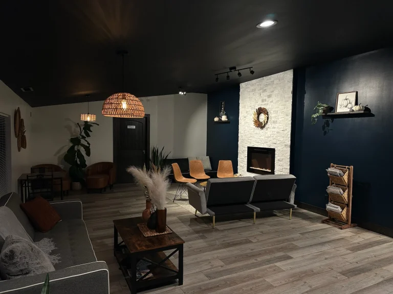 784123119eb96fa82acce3626a04e7d96945363a-1